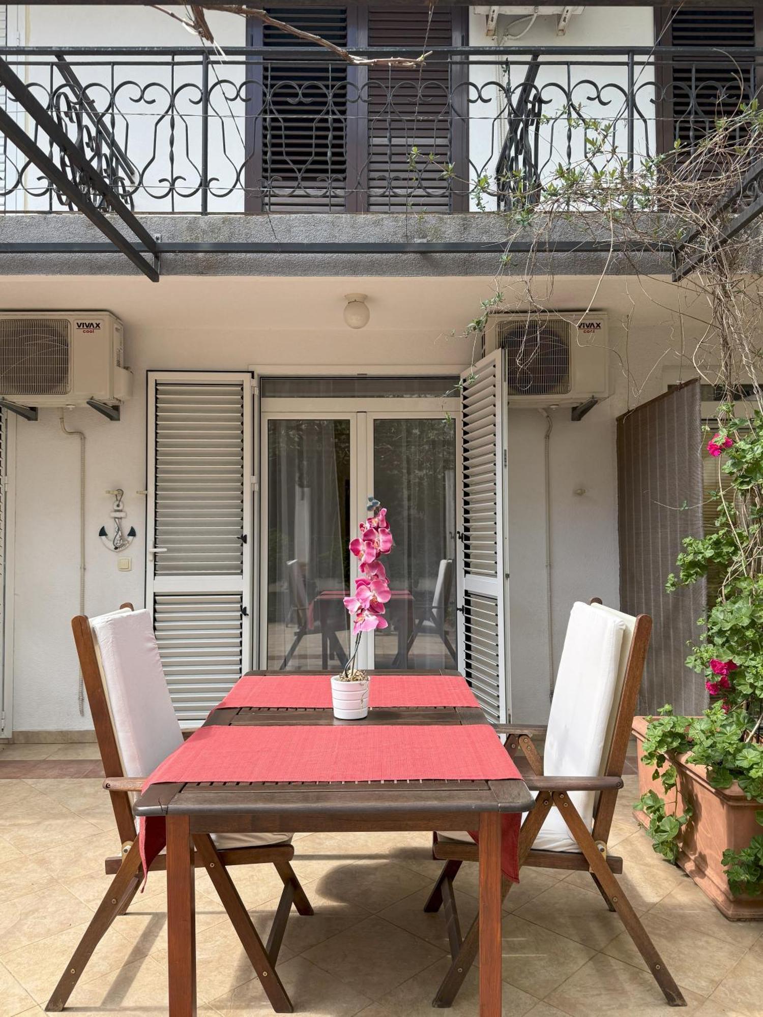 Splendid Luxury Apartment Budva